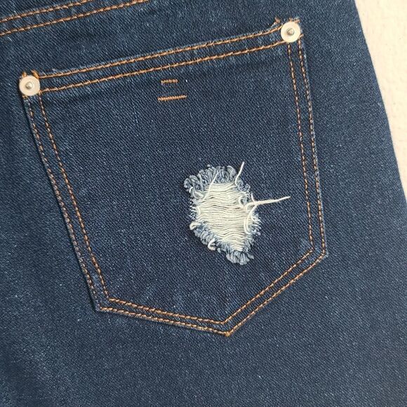 SHORTS. CHELSEA AND VIOLET  DENIM SHORTS - Picture 7 of 13